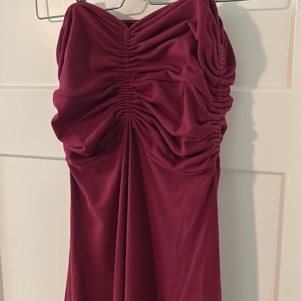 Beautiful Strapless Dress - Picture 2 of 4